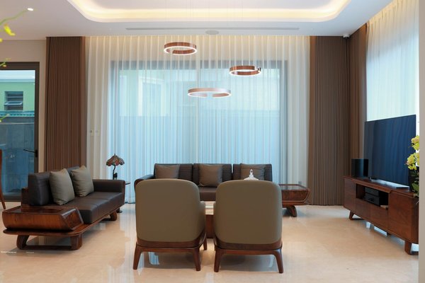 Transformez votre intérieur : créez un mur végétal autonome en quelques étapes simples !