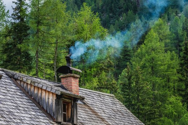 Top 5 critères pour sélectionner un fumiste à Vaud